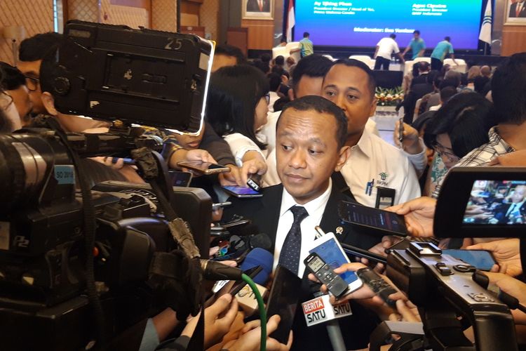 A file photo of Investment Coordinating Board (BKPM) Head Bahlil Lahadalia in an interview in Jakarta. 