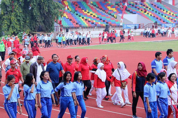 Aktivitas Olahraga di GOR Tri Lomba Juang Semarang.