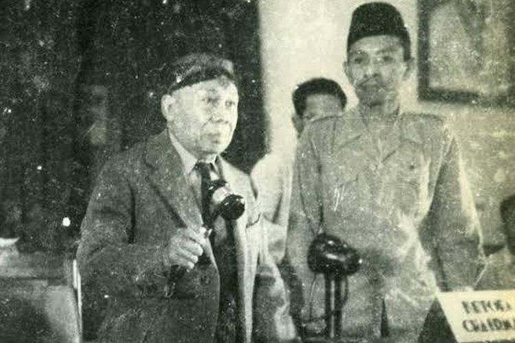Radjiman Wedyodiningrat, sosok dokter dan pahlawan nasional di balik lahirnya Hari Lanjut Usia Nasional. Ia merupakan pemimpin sidang pertama Badan Penyelidik Usaha-usaha Persiapan Kemerdekaan Indonesia (BPUPKI) yang melahirkan rancangan dasar negara Indonesia.