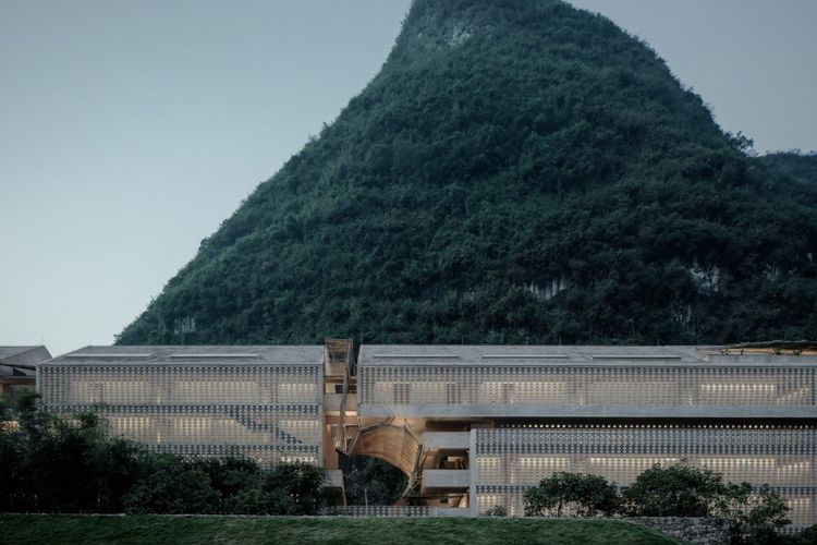 Hotel Alila Yangshuo yang dirancang Vector Architects.