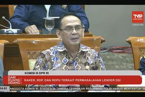 OJK Temukan Delapan Pelanggaran Dana Syariah Indonesia