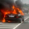 Mobil Mercy Terbakar di Tol Sedyatmo, Diduga akibat Korsleting Listrik