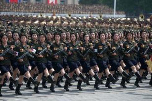 Korea Utara Gelar Parade Militer Besar-besaran