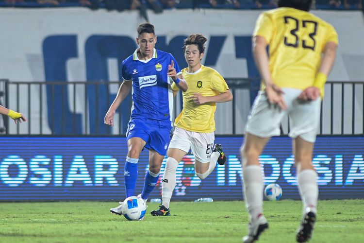 Luka Menalo Akui Kelelahan Jalani Piala Presiden 2026 di Fase Pramusim
