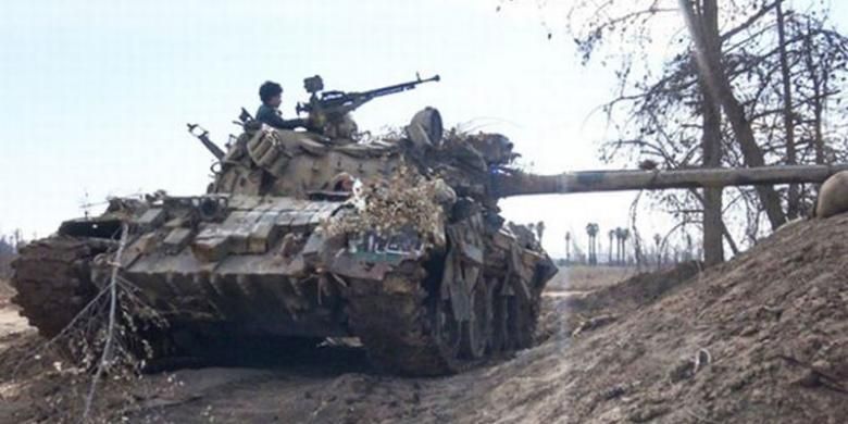 ISIS Pamerkan Tank dan Senjata Canggih