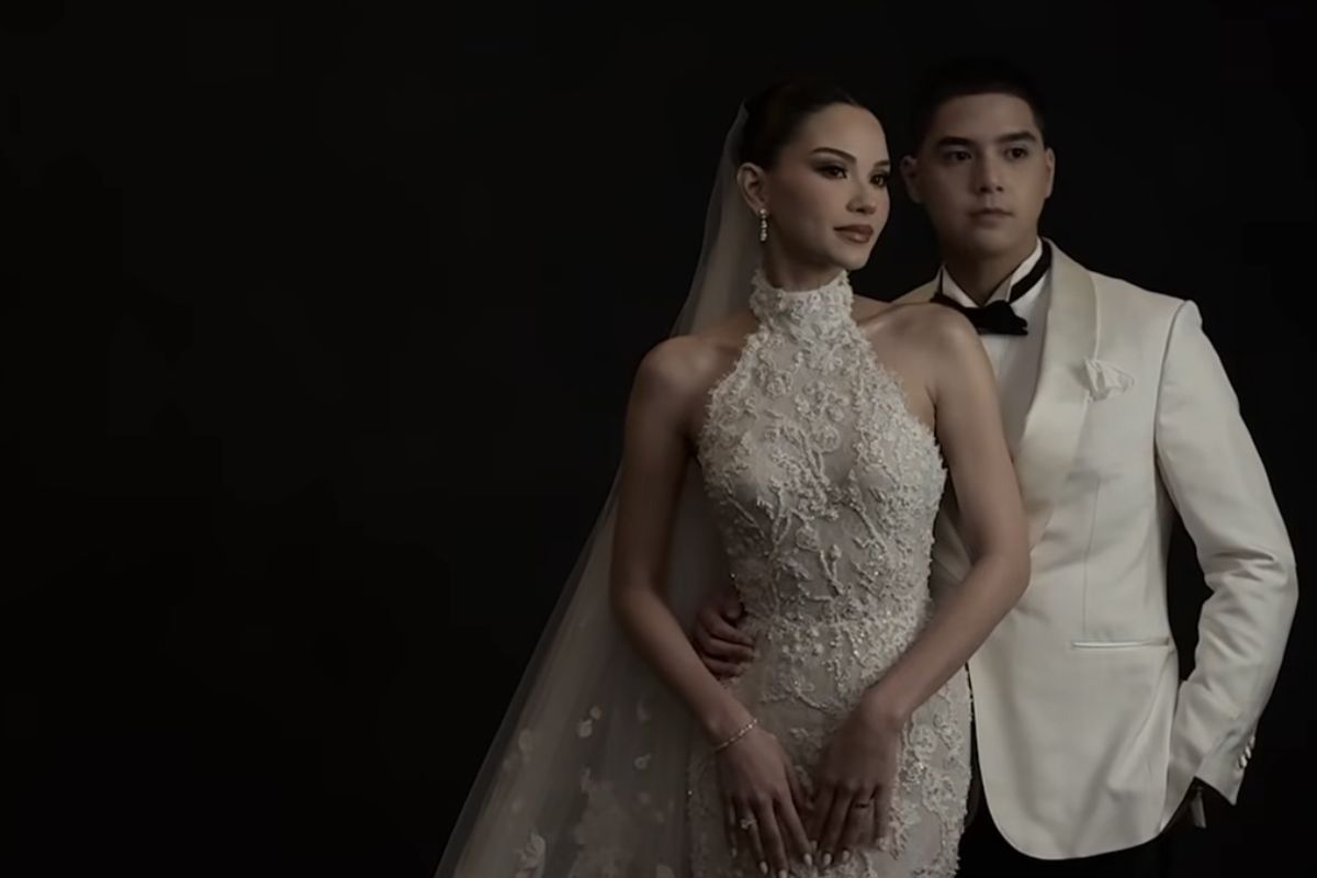 Al Ghazali dan Alyssa Daguise tampil menawan dalam resepsi pernikahan mereka yang digelar di hotel The St. Regis, Jakarta Pusat, Senin (16/6/2025), kemarin.