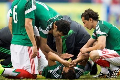 Retak Tulang Kaki, Andalan Meksiko Kubur Impian ke Piala Dunia