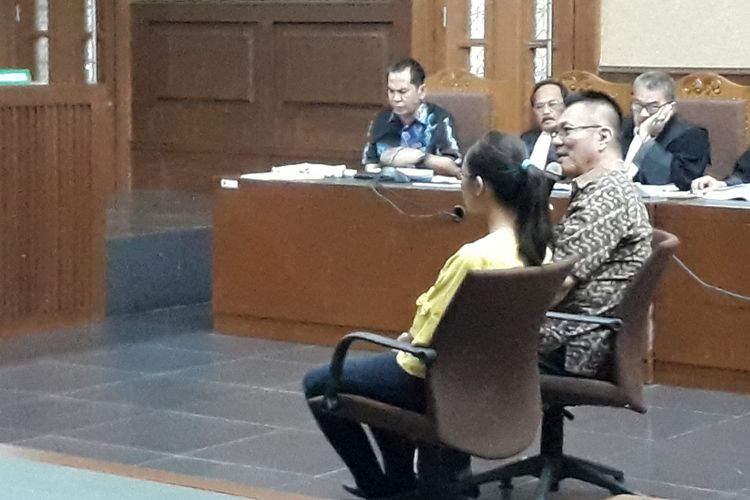 Direktur PT Menara Agung Pusaka Donny Witono bersaksi di Pengadilan Tipikor Jakarta, Senin (4/6/2018).