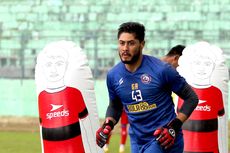 Adilson Maringa dan Bayang-bayang Kurnia Meiga di Bawah Mistar Gawang Arema FC