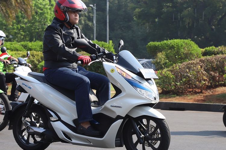 Ilustrasi Honda PCX Electric