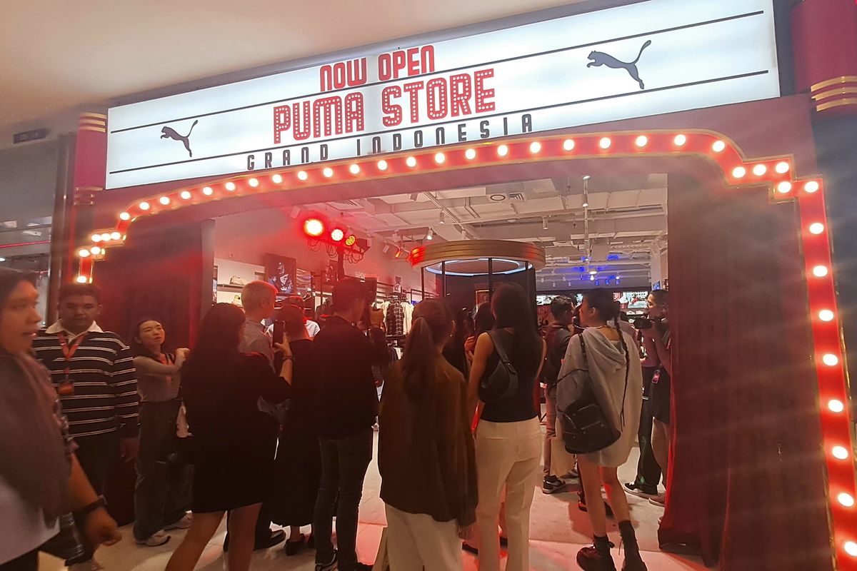Puma membuka gerai baru di Grand Indonesia, Jakarta Pusat, Kamis (7/3/2024).