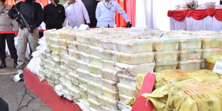 Indonesia Seizes 1.1 Tons of Crystal Methamphetamine in West Java ...