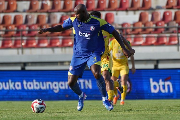 Arema FC Remuk di Derbi karena Kesalahan Sendiri