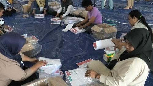 Balikpapan Jelang Pilkada 2024, 536.475 Surat Suara Mulai Disortir 