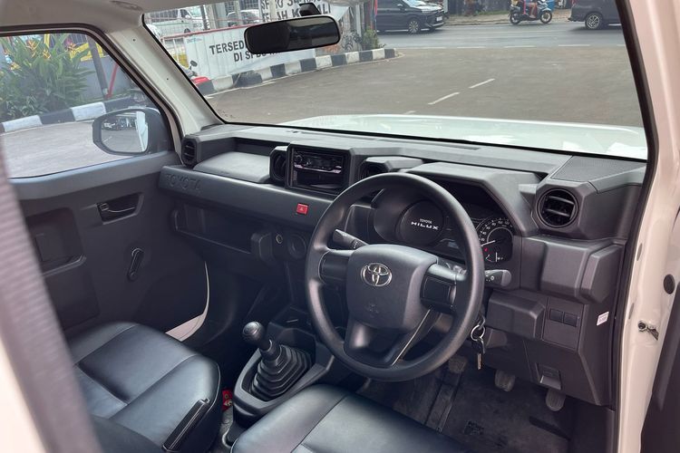 Test Drive Toyota Hilux Rangga