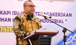 Demi Hubungan Industrial Harmonis dan Demokratis, Wamenaker Ajak Perusahaan Pertahankan Nilai-nilai Pancasila 
