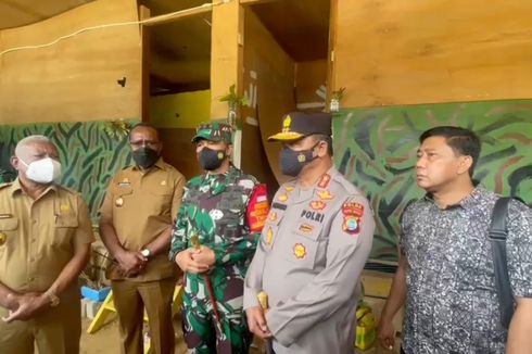 Kunjungi Posramil Kisor, Gubernur Papua Barat Minta Warga yang Mengungsi Kembali ke Distrik Aifat Selatan