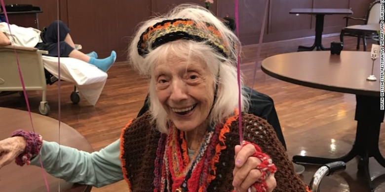 Angelina Friedman, nenek berusia 101 tahun yang sembuh dari Covid-19 dan pandemi tahun 1918.