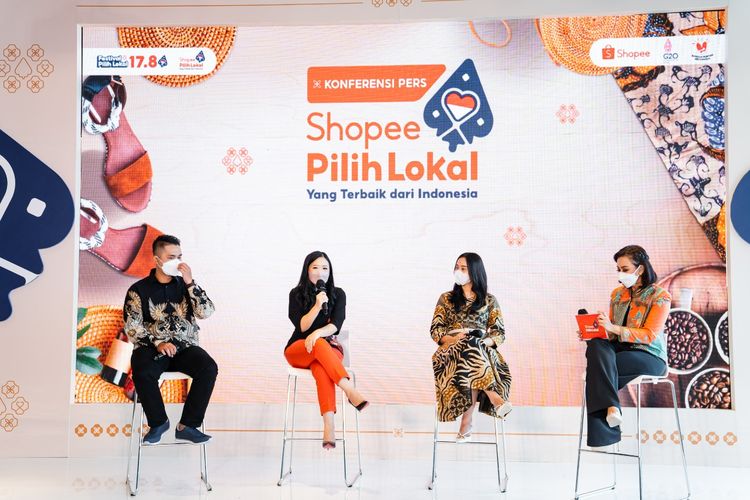 Fitur Shopee Pilih Lokal dihadirkan guna meningkatkan daya tarik masyarakat terhadap produk lokal unggulan.