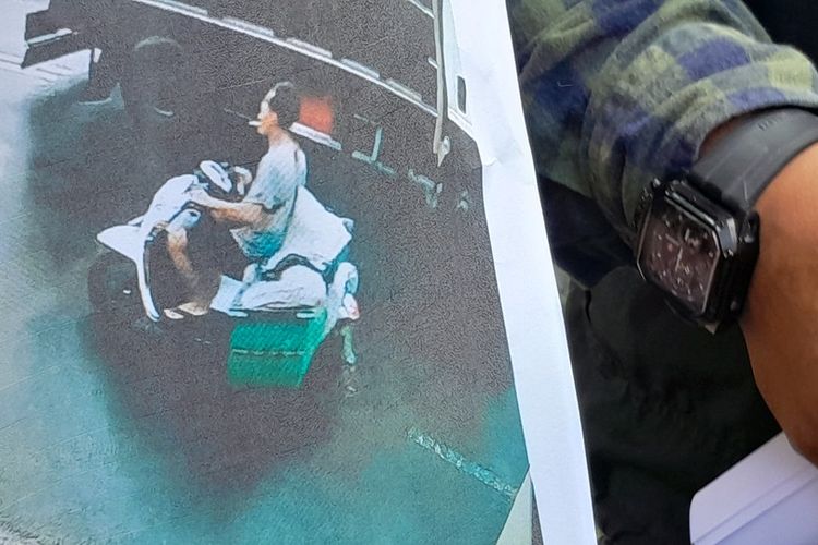 Emosi karena Utang Tak Dibayar, Penjual Ayam Bunuh Teman lalu Buang Jasad ke Sungai