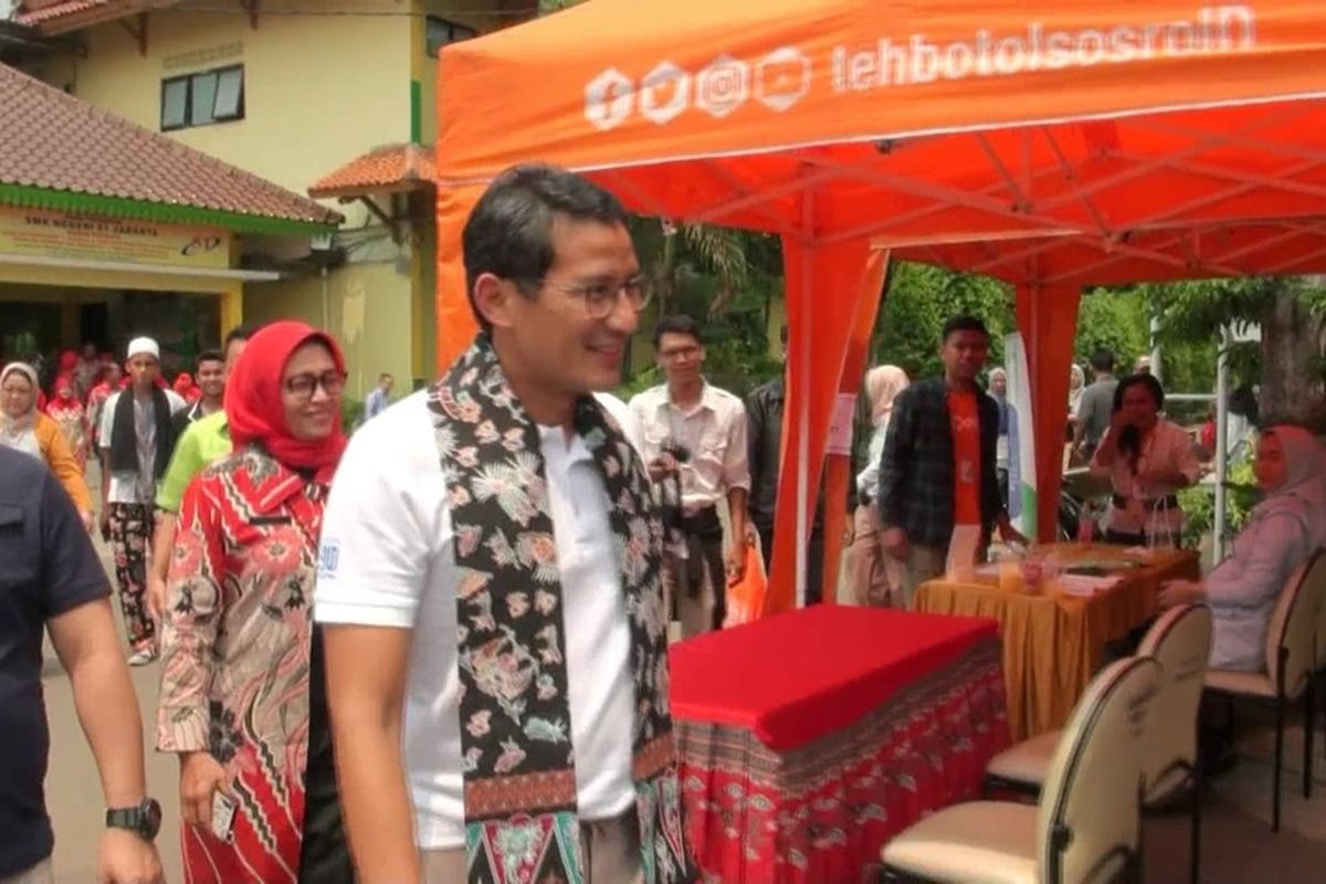 Mantan Gubernur DKI Jakarta Sandiaga Uno di SMKN 51 Jakarta, Cipayung, Jakarta Timur, Rabu (4/12/2019).