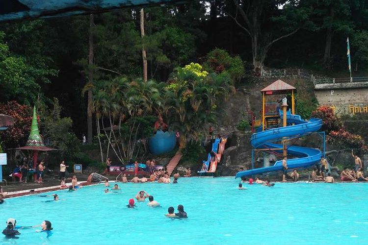 Kolam Renang Tirto Argo Siwarak di Kabupaten Semarang.