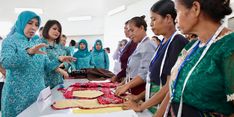 Kunjungi PLBN Motaain, Ketua Umum TP PKK Dorong UMKM Tenun Ikat Perbatasan Naik Kelas