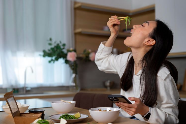 Sering Lelah dan Pusing? Ini 6 Tanda Kamu Kurang Makan