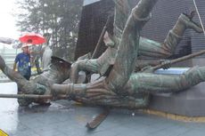 Patung Tiga Pejuang Kebanggaan Kota Balikpapan Roboh Ditiup Angin
