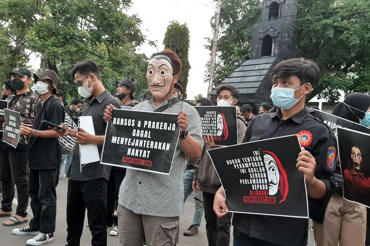 Aksi demo depan kantor Gubernur jateng, Kamis (30/9/2021)