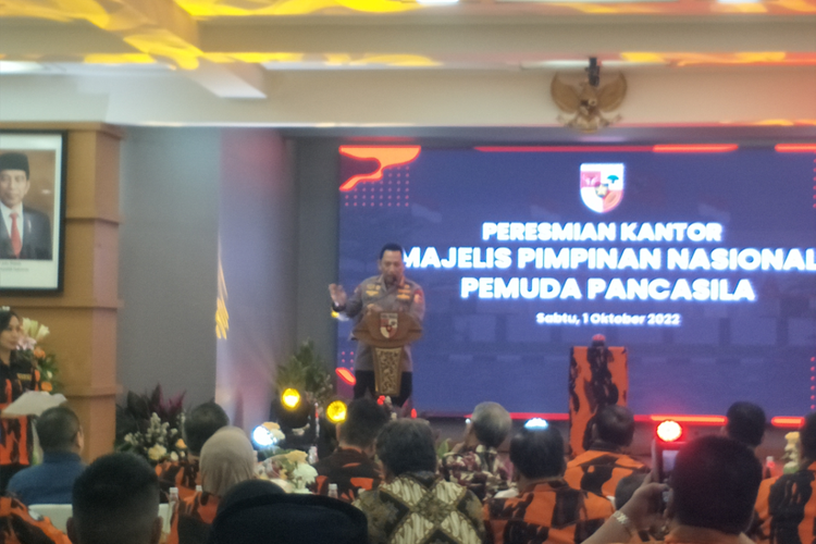 Kapolri Jenderal Listyo Sigit Prabowo saat memberikan sambutan dalam acara peresmian gedung baru MPN Ormas Pemuda Pancasila, Sabtu (1/10/2022).