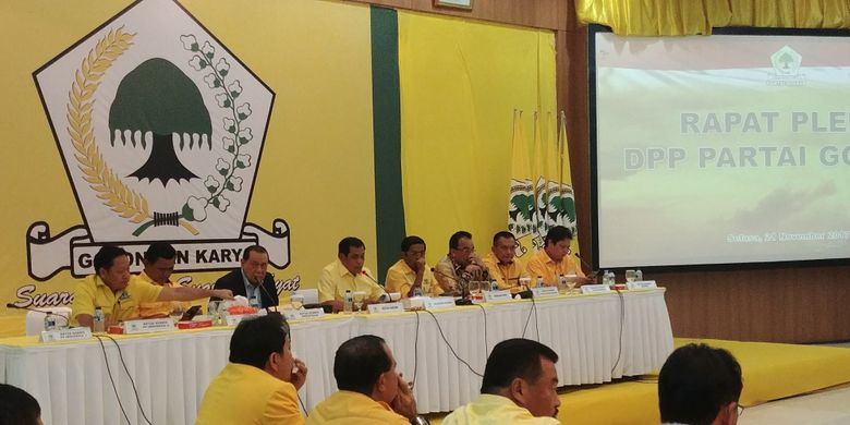 Rapat Pleno DPP Partai Golkar membahas pergantian Setya Novanto dari Ketua Umum dan Ketua DPR, Selasa (21/11/2017).