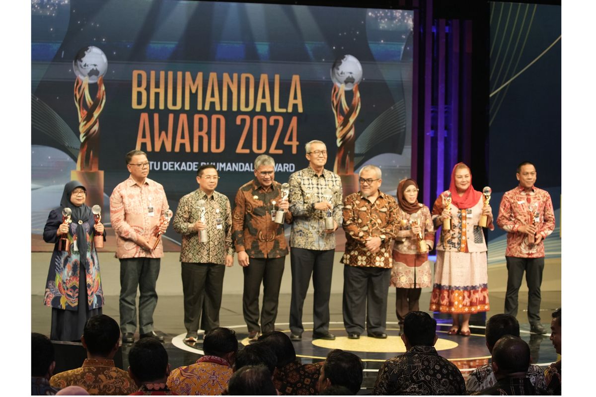 Manfaatkan Sistem Informasi Geospasial, Pemkot Surabaya Raih Predikat Emas Bhumandala Award 2024