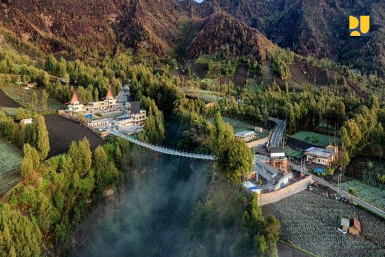 Jembatan Kaca Bromo-Tengger-Semeru