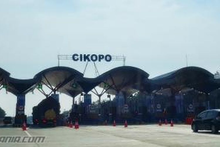 Gerbang Utama Cikopo Dari Jakarta