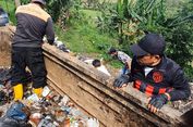 Dedi Mulyadi Kerahkan 6 Truk Bereskan Sampah yang Setahun Menggunung di Subang
