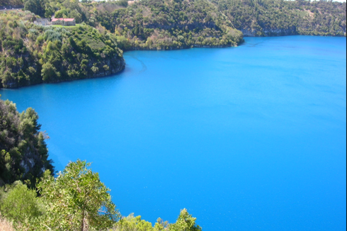 Blue Lake, Danau Terjernih di Dunia