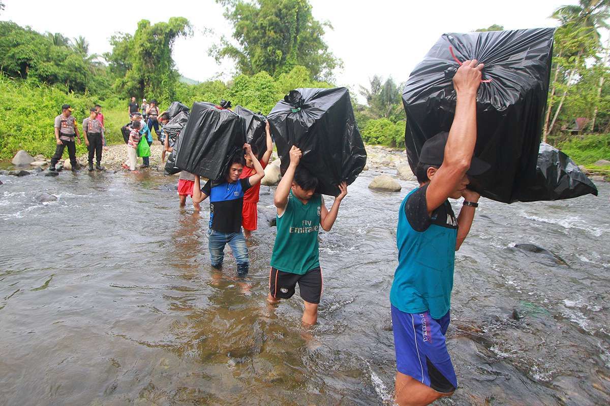 Dibuka Akses Jalan Penghubung untuk 4 Desa Terisolasi Suku Dayak Meratus