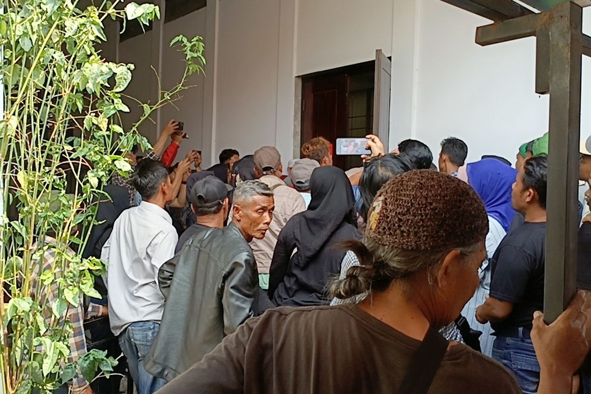 Suasana sidang tuntutan pelaku pembunuhan seorang santri di PN Bale Bandung, Rabu (6/8/2025)