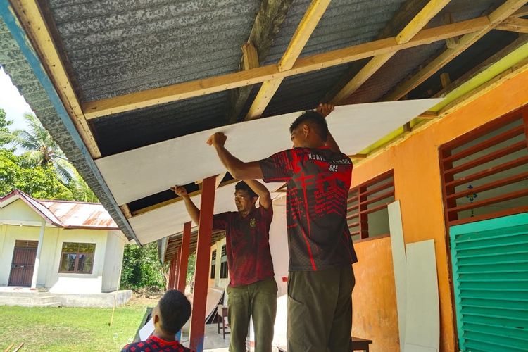 TNI Perbaiki SD di Manokwari, Ruang Kelas dan Lingkungan Sekolah Direnovasi