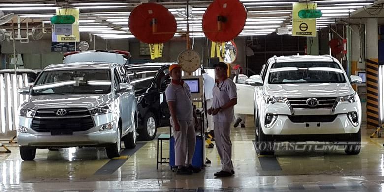 Toyota investasi triliunan rupiah untuk produksi Fortuner dan Innova.