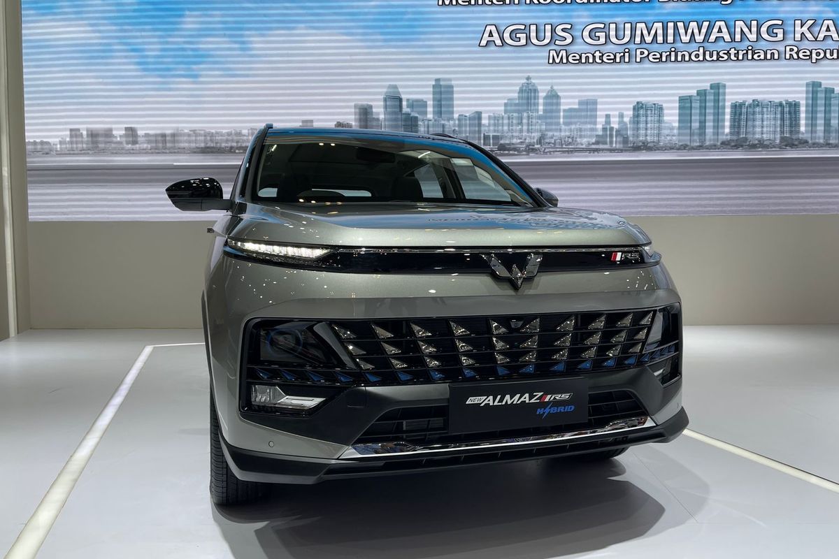 WULING ALMAZ RS HYBRID GIIAS 2023 001