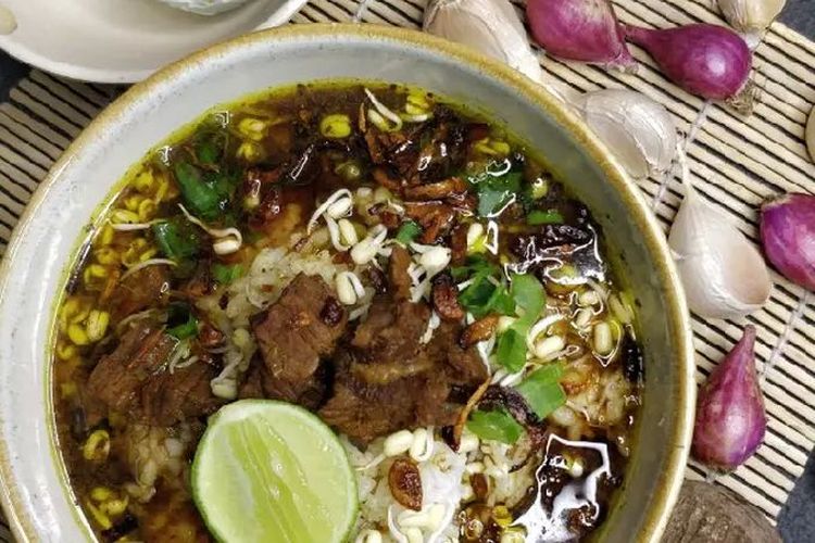 Resep Rawon Daging Sapi Khas Surabaya yang Empuk dan Kuahnya Pekat