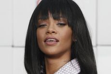Rihanna Pilih Hamilton daripada Benzema