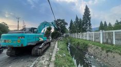 Bupati Bandung Kebut Proyek Antibanjir Baleendah-Dayeuhkolot, Drainase hingga Pelebaran Sungai Disiapkan