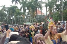 Budayawan Malang Kritisi Penggunaan Jarik Kebaya Senonoh di Karnaval