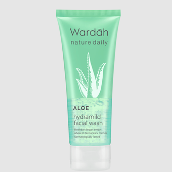 Wardah Nature Daily Aloe Hydramild Facial Wash, sabun muka untuk kulit kering 