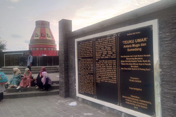 Tugu Teuku Umar  Desa Pasie Ujong Kalak, Kecamatan Johan Pahlawan, Kabupaten Aceh Barat, Jumat (15/11/2019). 