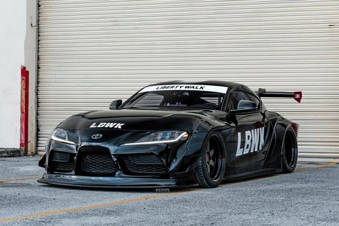 Toyota Supra Semakin Agresif Pakai Bodykit Liberty Walk