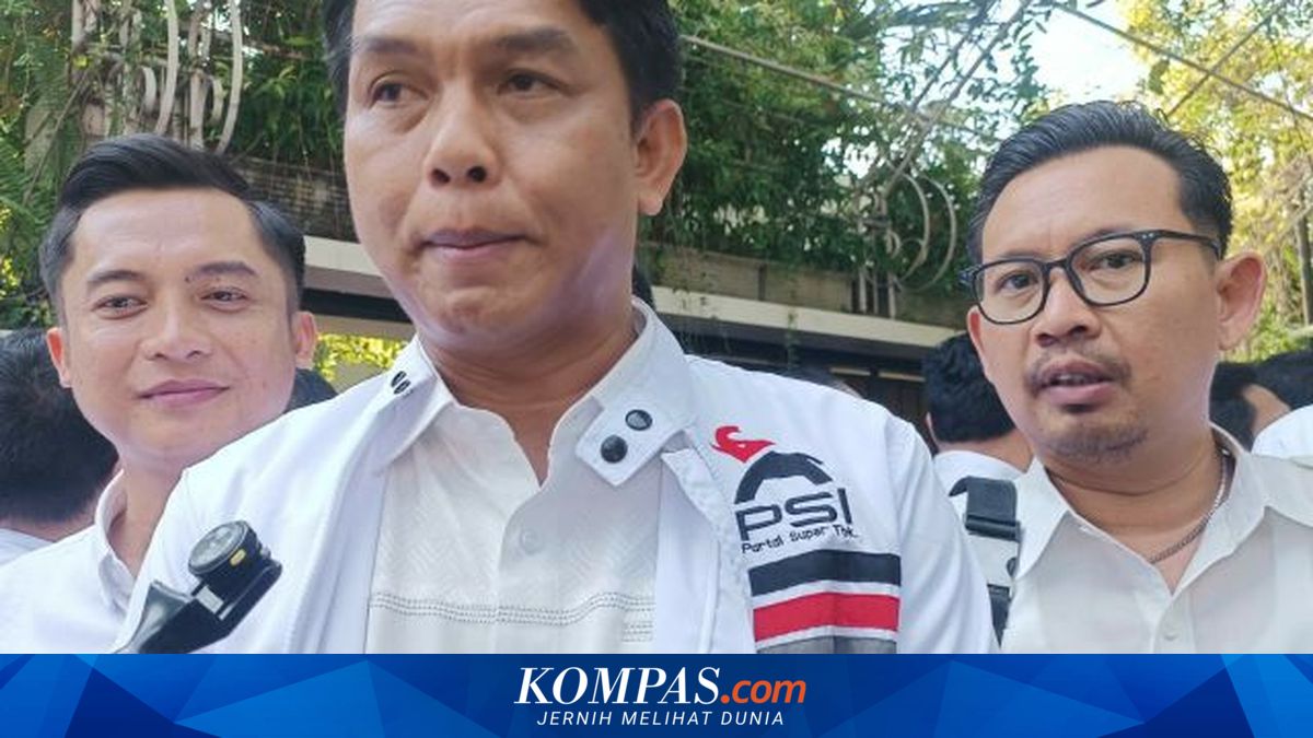 JOKOWI NGEGOSIP DENGAN PSI DI SOLO, JATENG SIAP DIJADIKAN KANDANG GAJAH